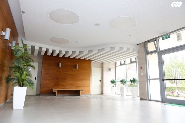 דירה, יונה ואליעזר נלקין 12, כפר סבא הירוקה, כפר סבא