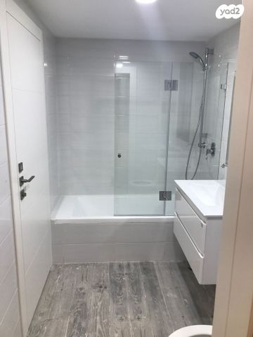 דירה, יונתן רטוש 1, פסגות אפק, ראש העין