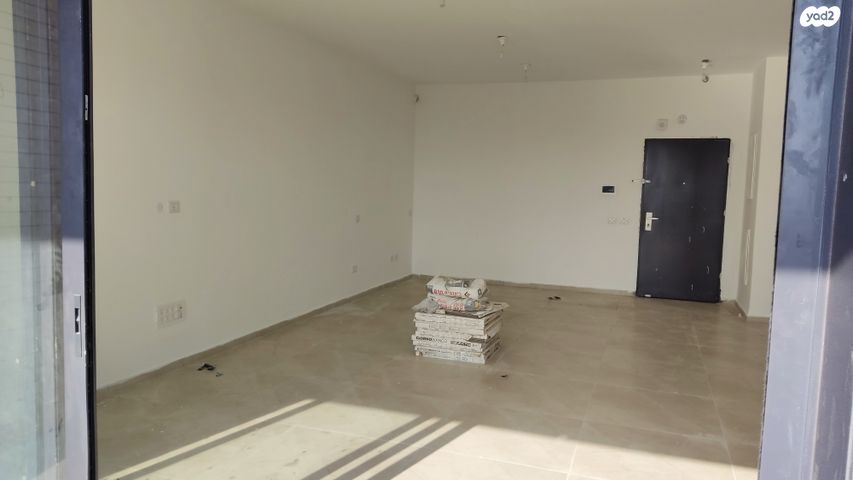 גג/ פנטהאוז, שחם 31, פסגת הדר / נווה עוז הירוקה, פתח תקווה