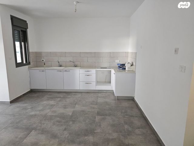 דירה, לח"י 11, שאר העיר, בני ברק