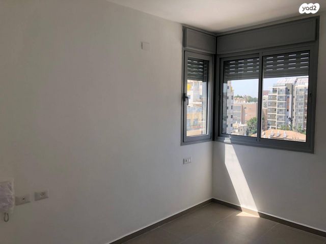 דירה, דרך בן גוריון 125, שכונת הלל, רמת גן