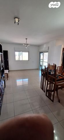 דירה, הרצל 42, עיר, מרכז העיר, נהריה