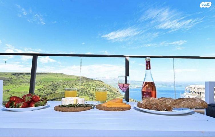 גג/ פנטהאוז, מורן 19, שיכון עובדים, טבריה