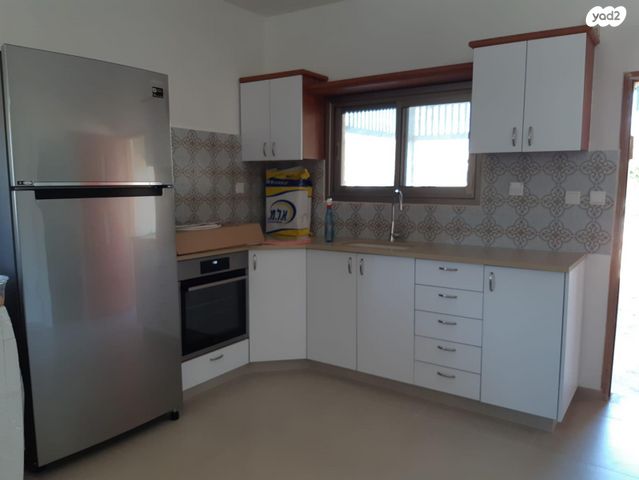 בית פרטי/ קוטג', זבולון 2, כפר אוריאל, גדרה