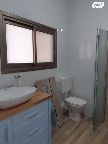 בית פרטי/ קוטג', זבולון 2, כפר אוריאל, גדרה