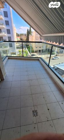 דירה, הרצל 42, עיר, מרכז העיר, נהריה