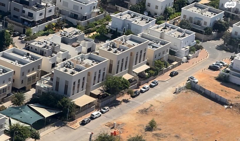 בית פרטי/ קוטג', ניצנית 4, פרדסיה, פרדסיה