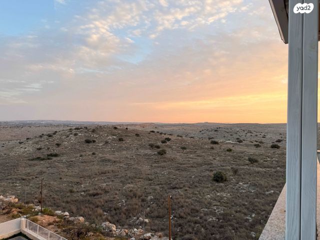 גג/ פנטהאוז, יואל 9, פסגות אפק, ראש העין