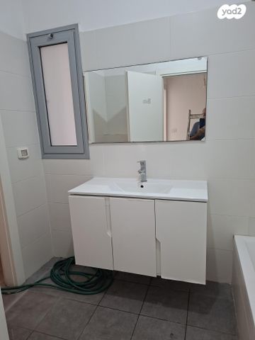 דירה, הרברט סמואל 57, מרכז העיר, חדרה