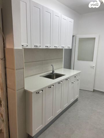 דירה, ברנר 8, לב העיר, בת ים