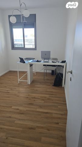 דירה, עפרה חזה 12, משכנות האומנים, קרית מוצקין