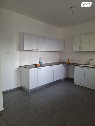 הרברט סמואל 57