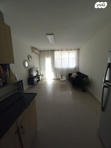 שלוש השעות 30