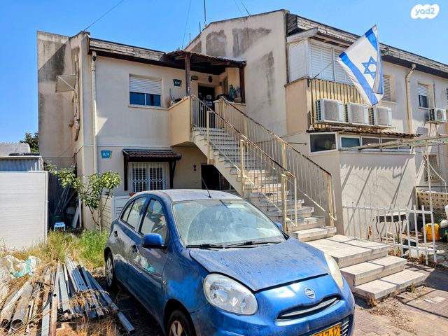 דו משפחתי, צה"ל 6, רובע ג', אריאל