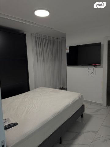 מרתף/ פרטר, אוסישקין 20, ד' / מערב מרכז העיר, רחובות