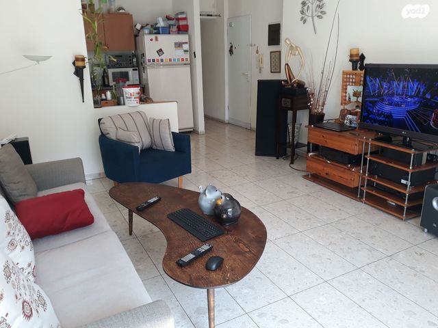 דירה, פרחי אביב 3, נחלת יצחק, תל אביב יפו