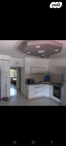 שדרות בנימין 12