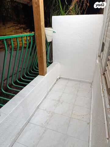 דופלקס, יוסף אהרונוביץ' 63, שיכון ותיקים, חולון