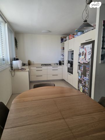 דירה, מלכי ישראל 10, הרצליה הירוקה, נווה עובד, הרצליה