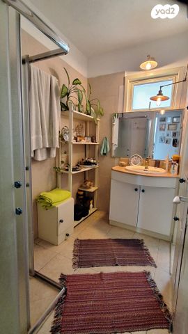 דירה, הגיבור האלמוני 44, יד אליהו, תל אביב יפו