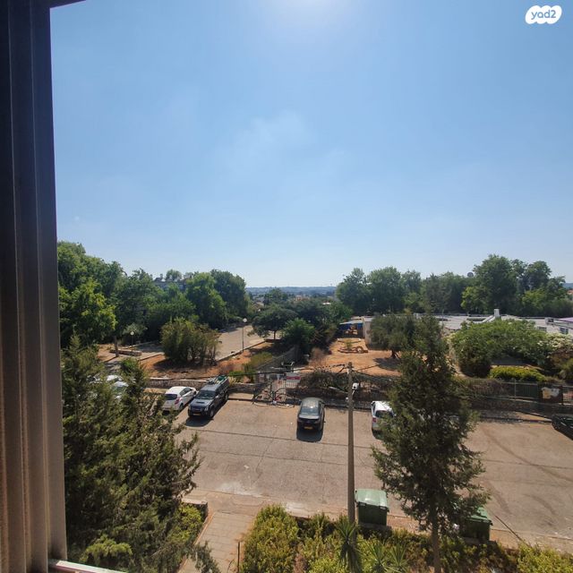 דרך העצמאות 17