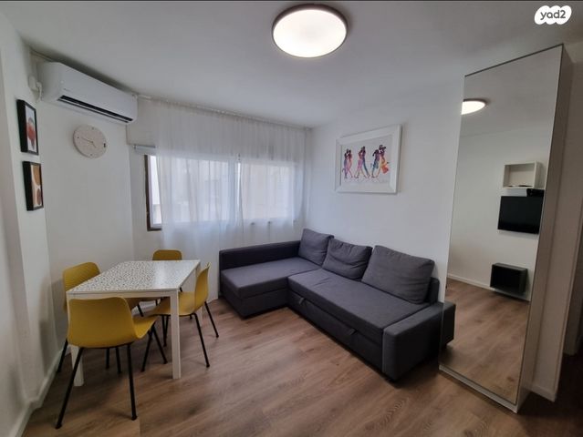 דירה, דרך בן גוריון 81, עצמאות יוספטל, בת ים