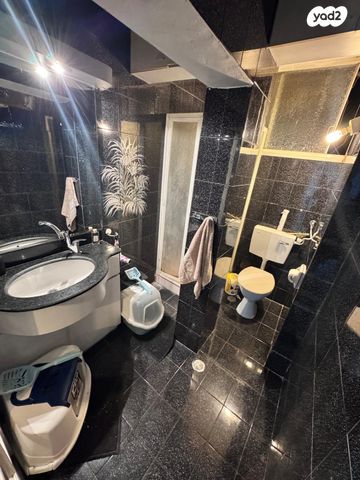 דירה, שדרות ג'יימס דה רוטשילד 20, קרית אליעזר, חיפה