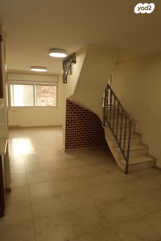 דופלקס, מזל שור 10, פסגת זאב, ירושלים