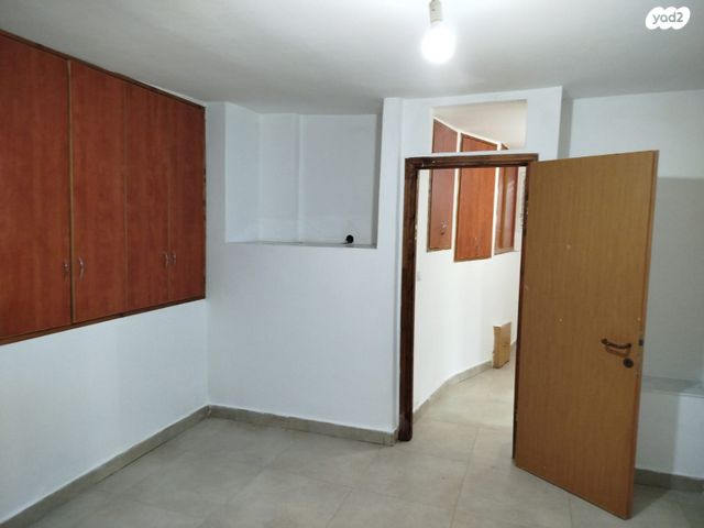 יחידת דיור, החרוב 11, עץ אפרים, עץ אפרים