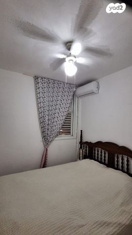 דירה, הגיבור האלמוני 44, יד אליהו, תל אביב יפו