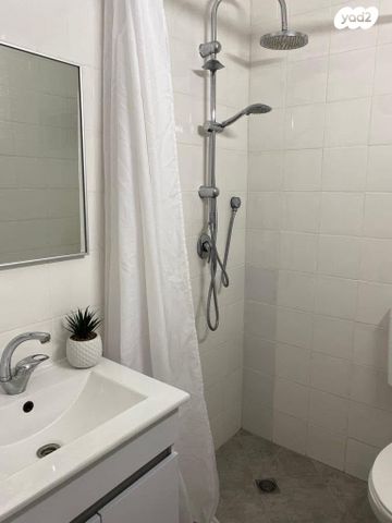 דירה, עולי הגרדום 35, שיכון ג', קרית שמונה