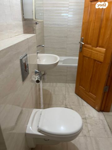 דירה, הרב קלישר 3, גני גד, בני ברק