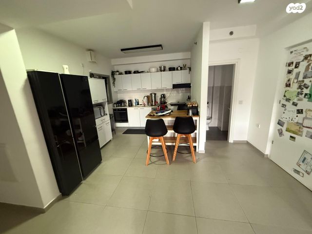 עוזי חיטמן 3