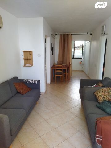 דירה, החלוץ 51, טרומפלדור, נהריה