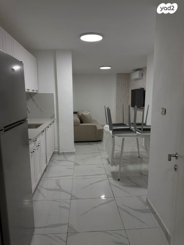 מרתף/ פרטר, אוסישקין 20, ד' / מערב מרכז העיר, רחובות