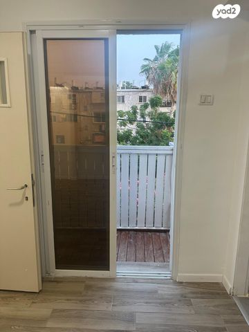 דירה, המלך עוזיהו 9, נווה דוד, חיפה