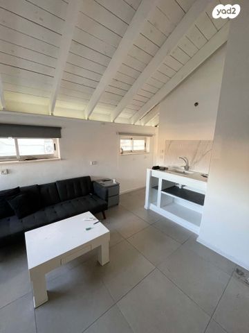 דירה, פנחס רוזן 28, שיכון דן, נווה דן, תל אביב יפו