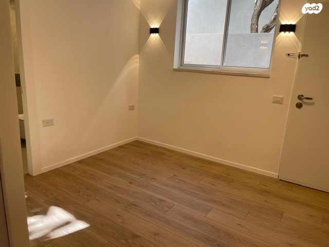 יחידת דיור, סמטת תל חי 7, מרכז הישוב, גני תקווה