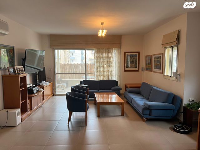 דירה, מבצע קדש 10, קרית חיים מזרחית, חיפה