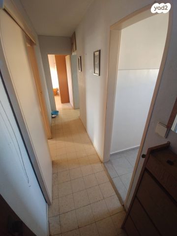 דירה, רחבת הרב קוק 10, שכונה י"א, באר שבע