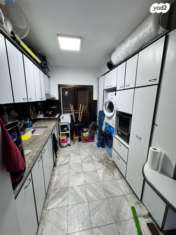 דירה, שדרות ג'יימס דה רוטשילד 20, קרית אליעזר, חיפה