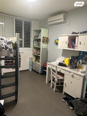 דירה, וייצמן 15, כפר גנים א, פתח תקווה