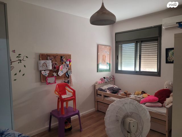 יחידת דיור, אלה 41, לשם, עלי זהב