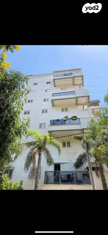 דירה, הצנחנים 33, צמרת גנים / עין גנים דרום, פתח תקווה