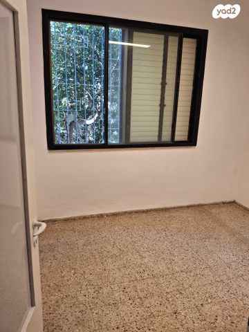 דירה, צפרירים 16, כרמליה, חיפה