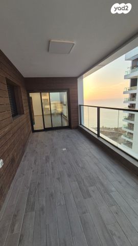 דירה, לויתן 1, חוף הזהב, נתניה