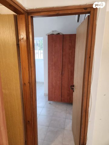 דירה, אלנבי 38, כרם התימנים, תל אביב יפו