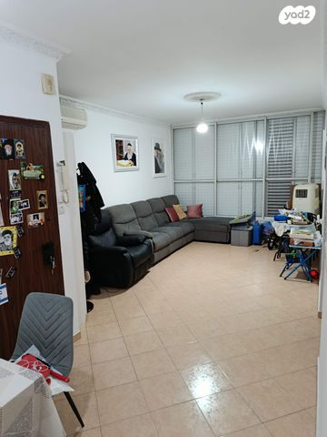 דירה, צבי ש"ץ 31, גרין ועם, חולון