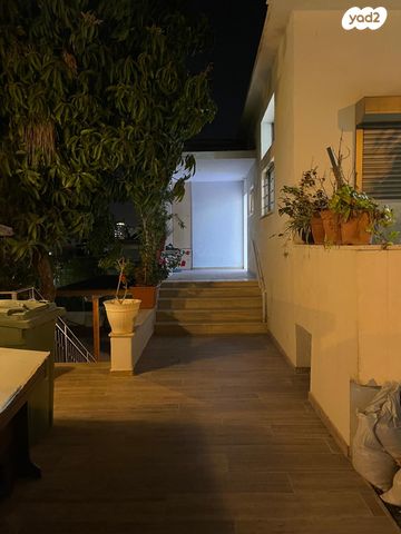 בית פרטי/ קוטג', מרדכי אנילביץ' 50, הפועל המזרחי א', שיכון א', בני ברק