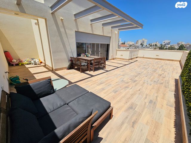 גג/ פנטהאוז, ברק 6, מרכז, הרצליה